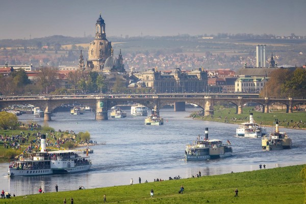 Wandbild Dresden - Dampferparade zum 01. Mai (Motiv 01059)